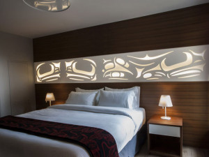 Triptych-Headboard-by-Sabina-Hill_Skwachays