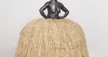 No Face (Pannier), 2018
Terracotta, graphite, salt-fired porcelain, steel, raffia
72 5/8 × 75 × 58 inches
by Simone Leigh (b. 1967)