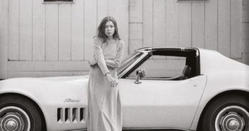 Joan Didion and her Corvette Stingray, 1968
Julian Wasser photo.